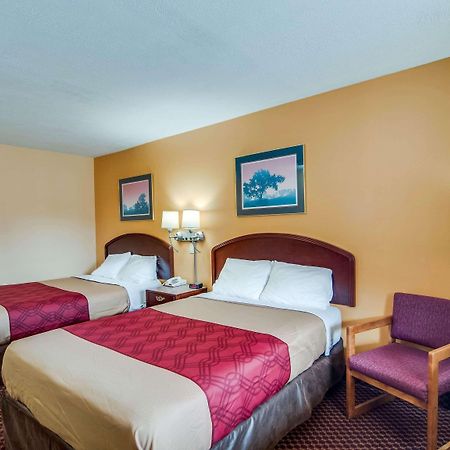 Econo Lodge Near Bluefield College Kültér fotó